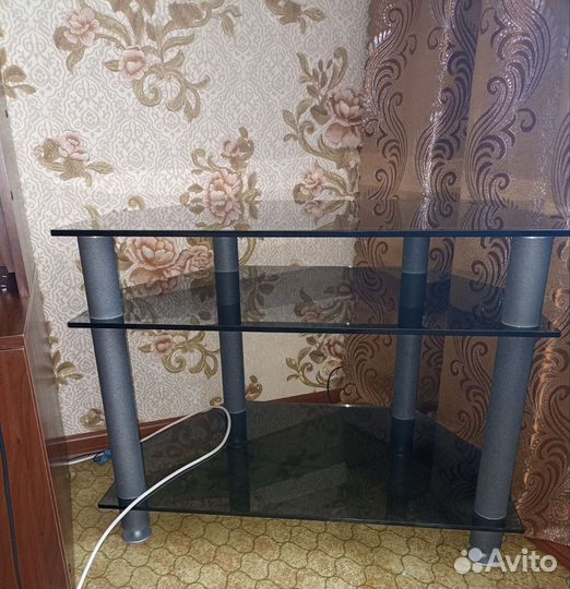 Тумба под телевизор