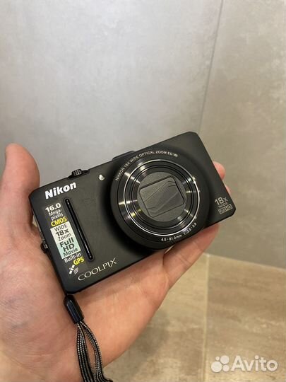 Nikon coolpix s9300