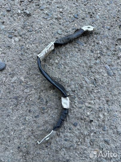 Минусовой провод на Kia Optima