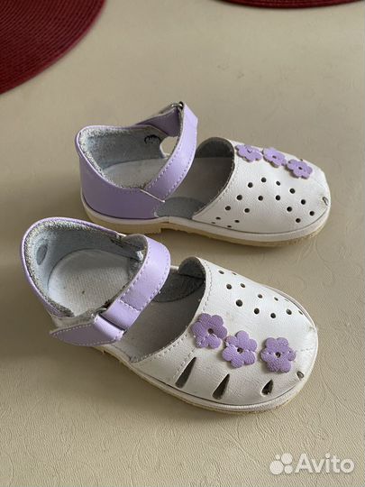 Сандалии для девочки