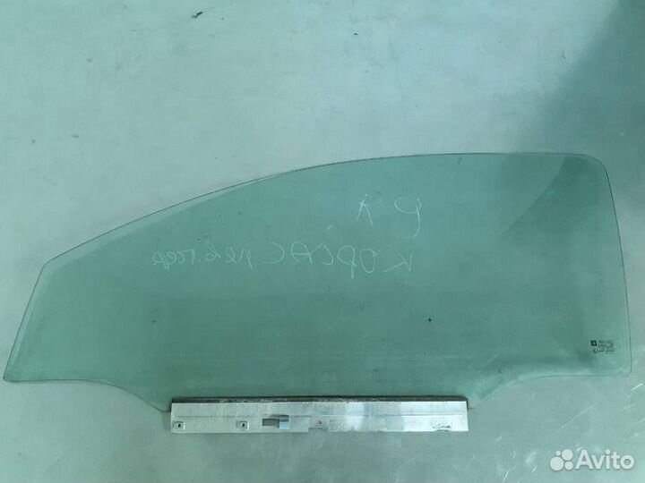Стекло двери передней левой Opel Corsa C 2002