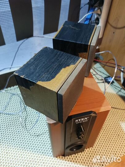 Активный сабвуфер и колонки