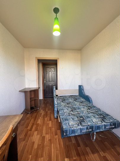 Комната 10 м² в 5-к., 3/5 эт.