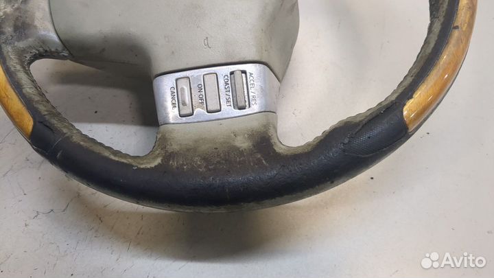 Руль Infiniti QX56, 2006