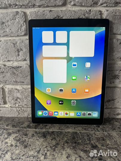 iPad Pro (12.9 дюймовый ) 128гб