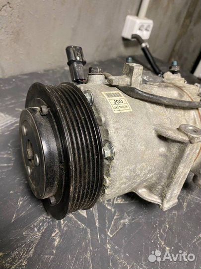 Компрессор кондиционера Genesis G80 DH G4KL 2017