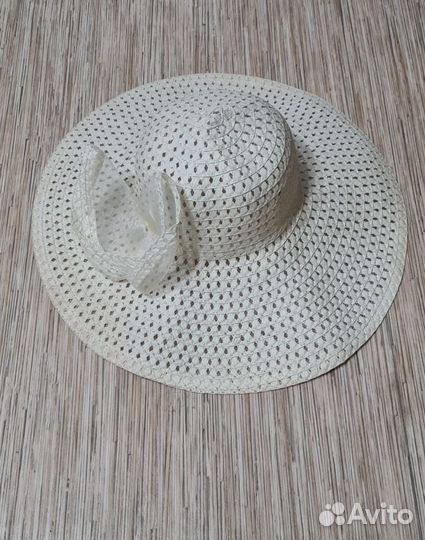 Шляпа пляжная