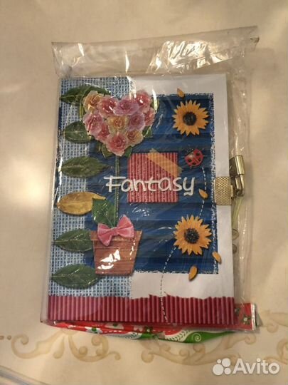 Блокнот с замком