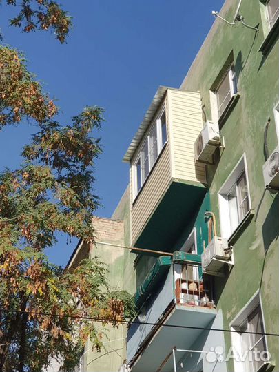 Балкон 2.8 на 0.81