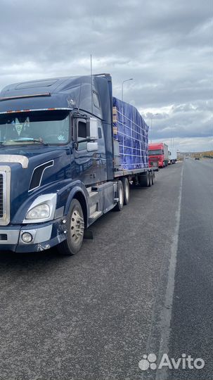 Volvo VNL 670 с полуприцепом, 2003