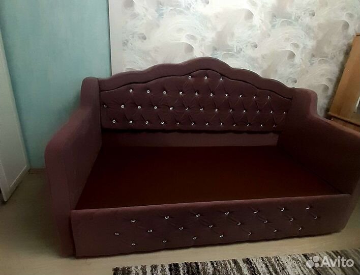 Перетяжка мягкой мебели