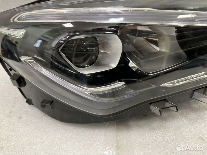 Правая фара LED High Performance Mercedes W118