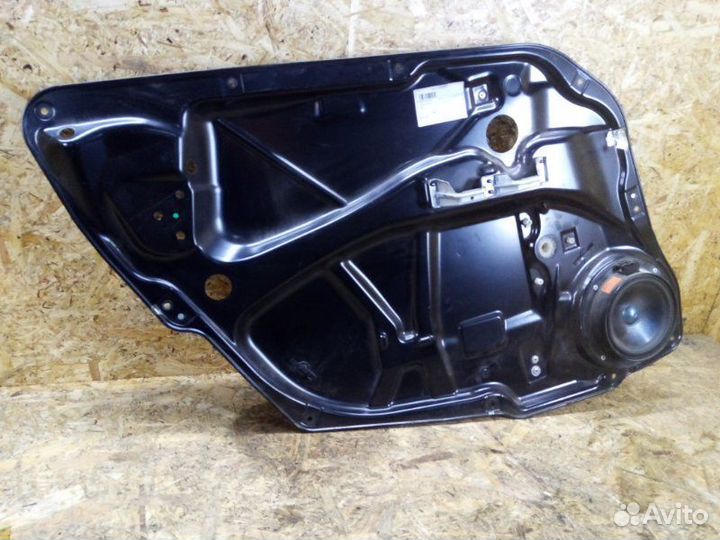 Стеклоподъемник задний левый Mercedes-Benz R-Class