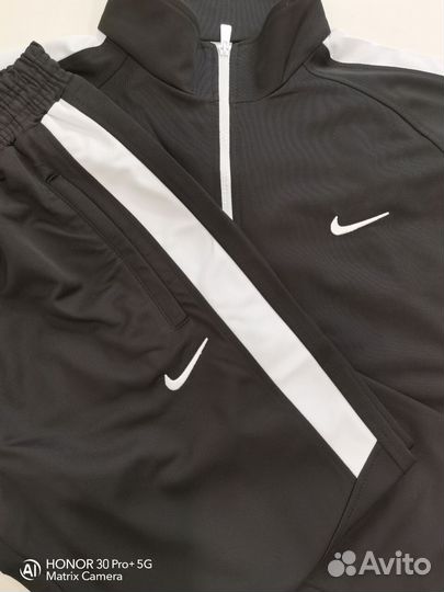 Костюм мужской Nike
