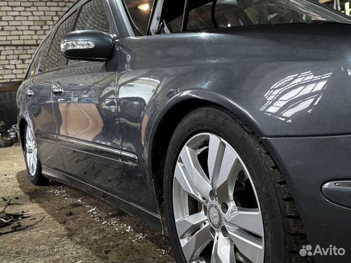 Разбор на запчасти Mercedes E-class w211 2.2d AT