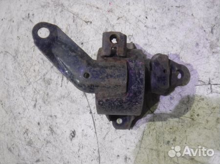 Опора двигателя Тойота