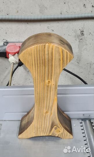 Подставка для наушников