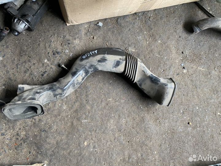 Воздуховод левый Ford Focus 1 1998-2004 1998-2004