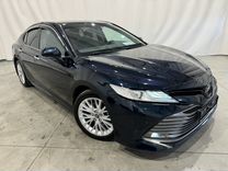 Toyota Camry 2.5 AT, 2018, 61 500 км, с пробегом, цена 3 120 000 руб.