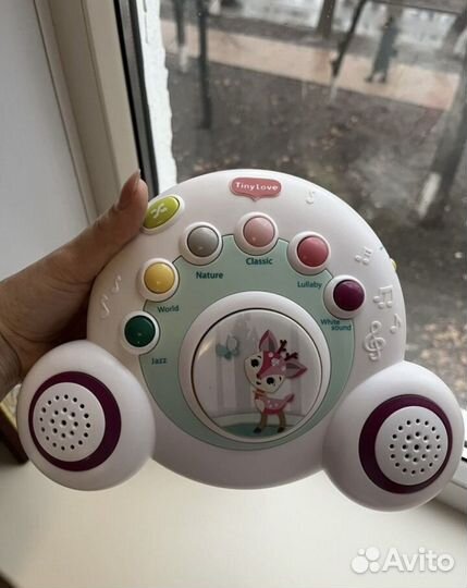 Музыкальный мобиль на кроватку