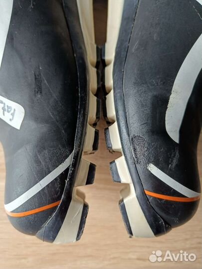 Лыжные ботинки Rossignol коньковые