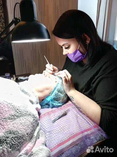 Наращивание ресниц на дому