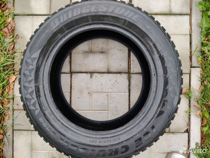 Bridgestone Ice Cruiser 5000 215/60 R16 95T