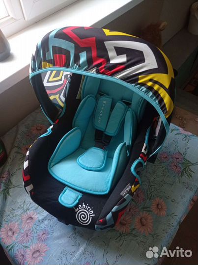 Детское автокресло-переноска от 0 до 12 месяцев