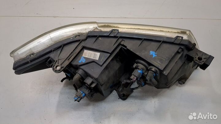 Фара (передняя) Dodge Journey, 2009