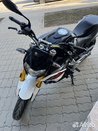 BMW G310R