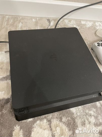 Sony PS4 slim 1tb