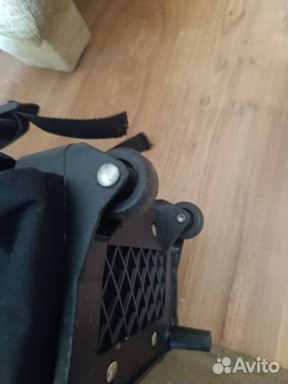 Детский чемодан на колесиках