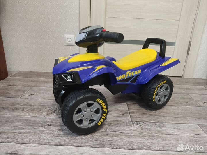 Машинка-каталка