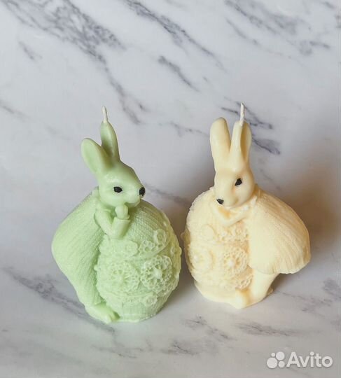 Пасхальный кролик, свечи на пасху яйцо и кролик