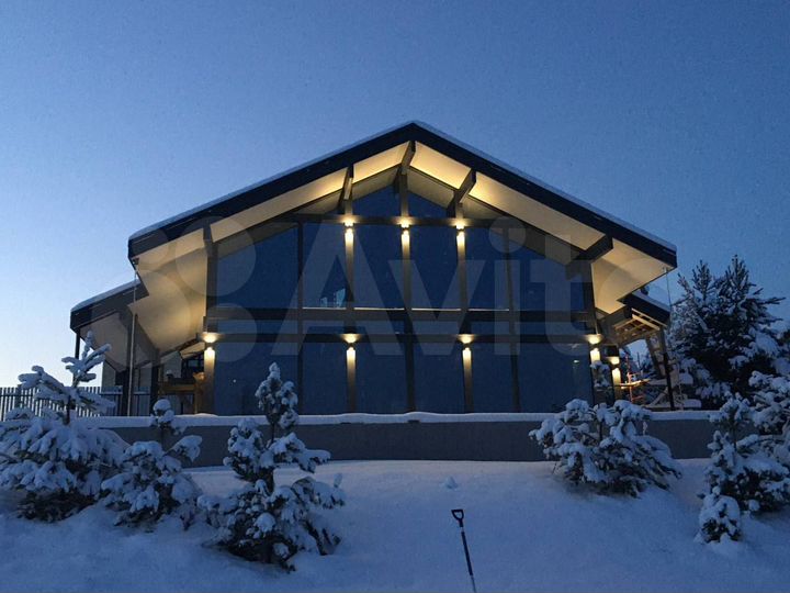 Дом 220 м² на участке 12 сот.