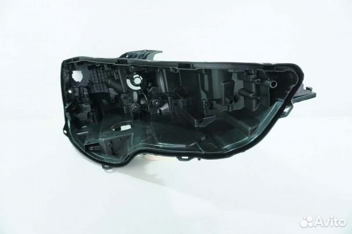 Корпус фары правый Audi A3 8Y 2020