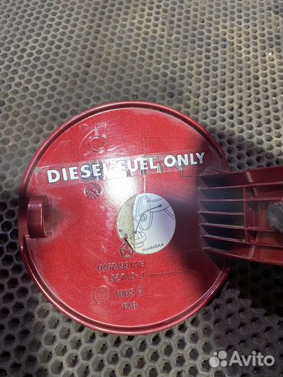 Лючок топливного бака Jeep Liberty KJ 2.8D Либерти