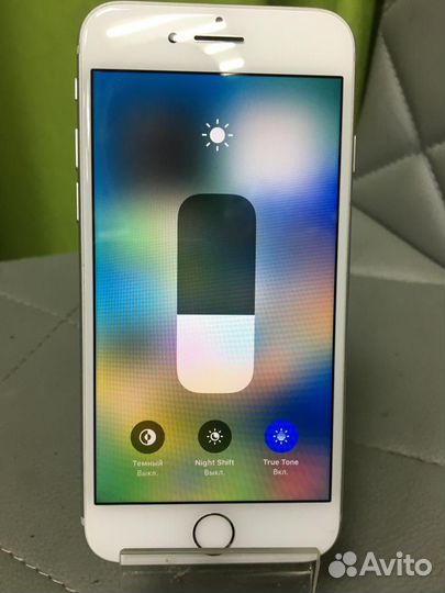 iPhone 8, 64 ГБ