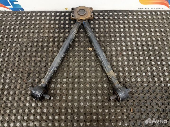 Тяга реактивная V-образная