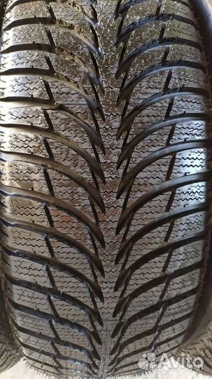 Sava Eskimo Ice 215/60 R16 99T