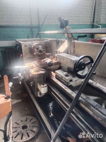 Токарный станок по металлу