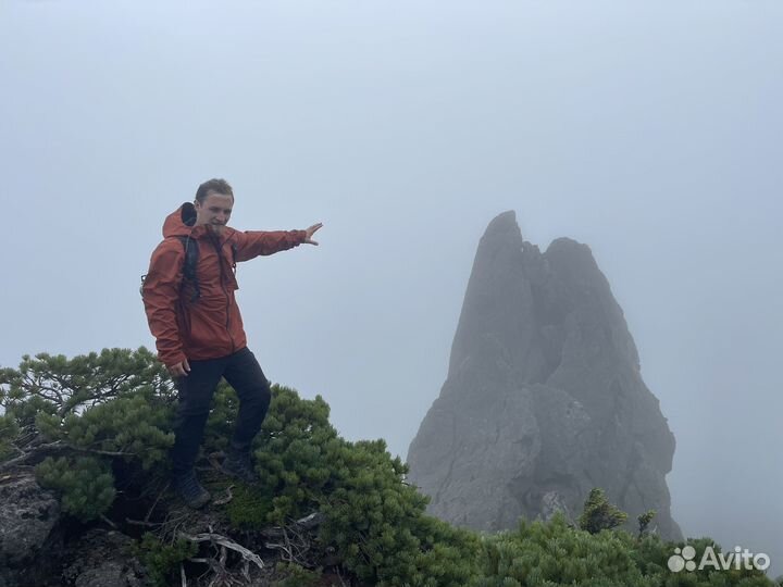 Пешая экскурсия к фумаролам и вулкану Менделеева