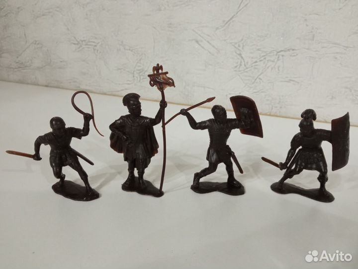 Модель солдитка