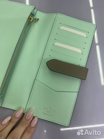 Кошелек louis vuitton vertical