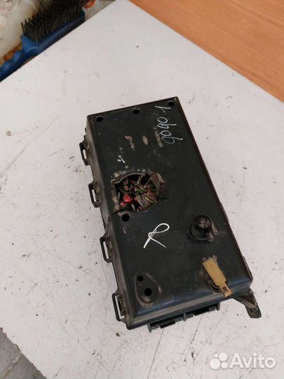 Блок предохранителей Ford focus I