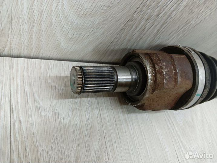 Привод полуось передний левый Hyundai Solaris 2