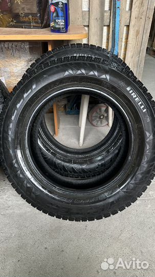 Pirelli Winter Carving Edge 225/65 R17 106T