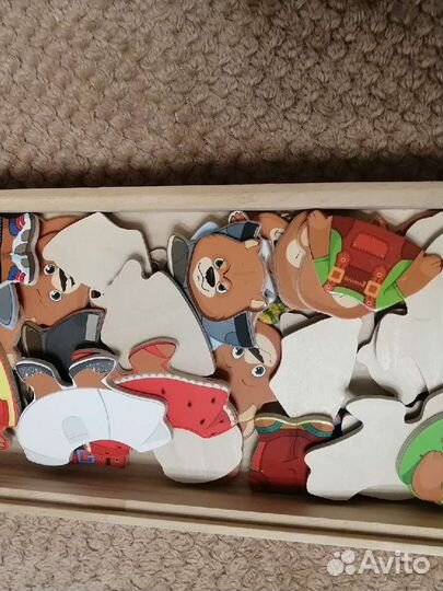 Деревянные мишки с одеждой и эмоциями