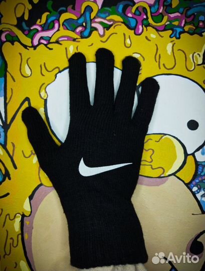 Перчатки Nike