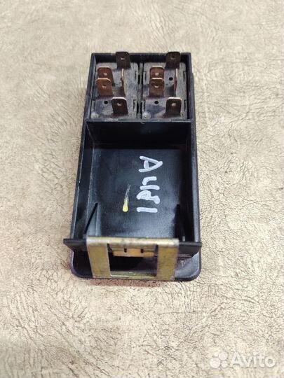 Кнопки подогрева сидений Audi 100